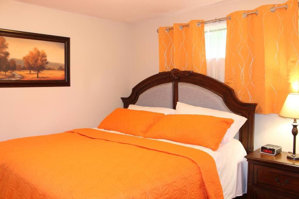 2-bedroom Basement With A Separate Entrance. * Abbotsford